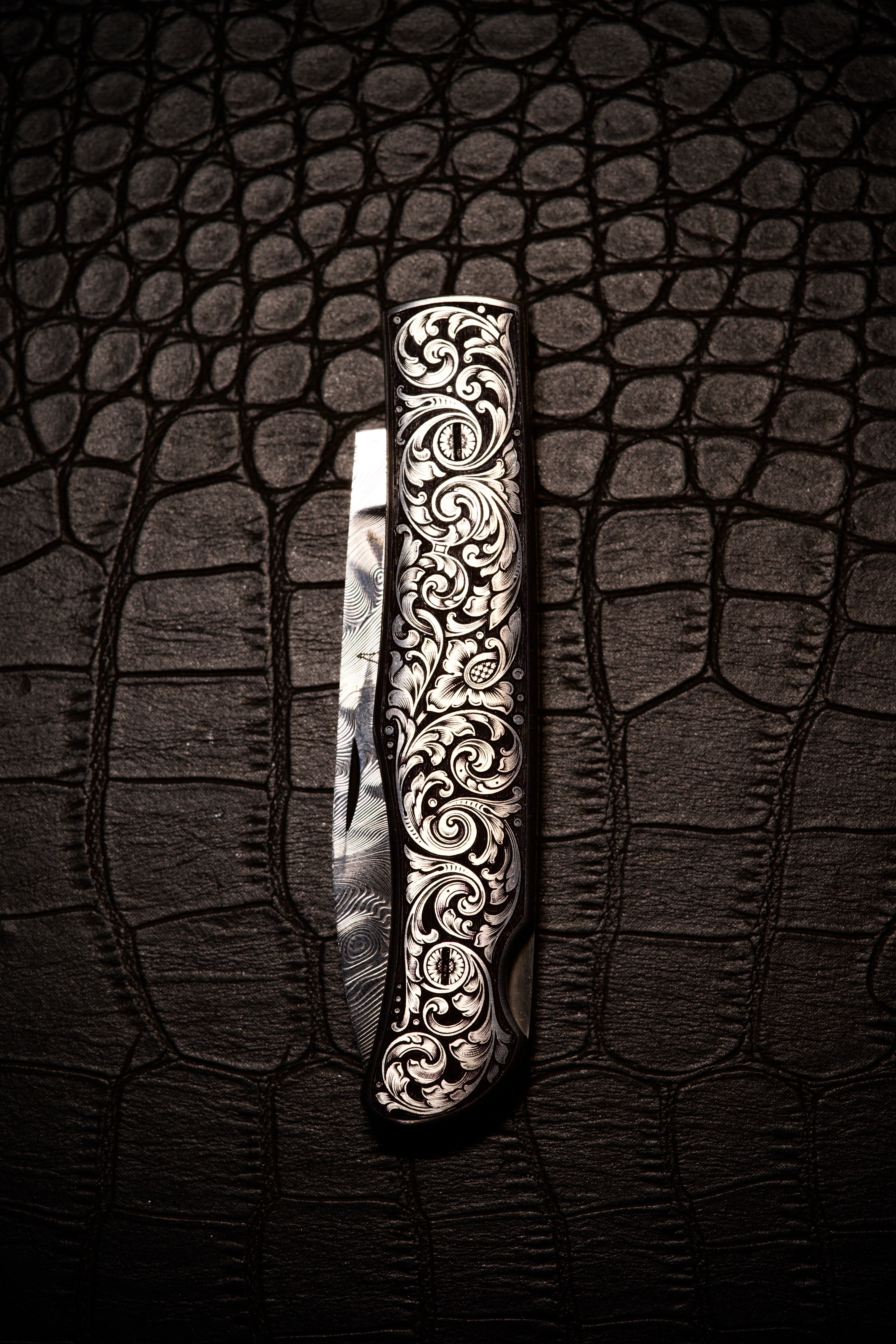 Marcus Hunt Large Acanthus Scroll Engraved Folding Knife