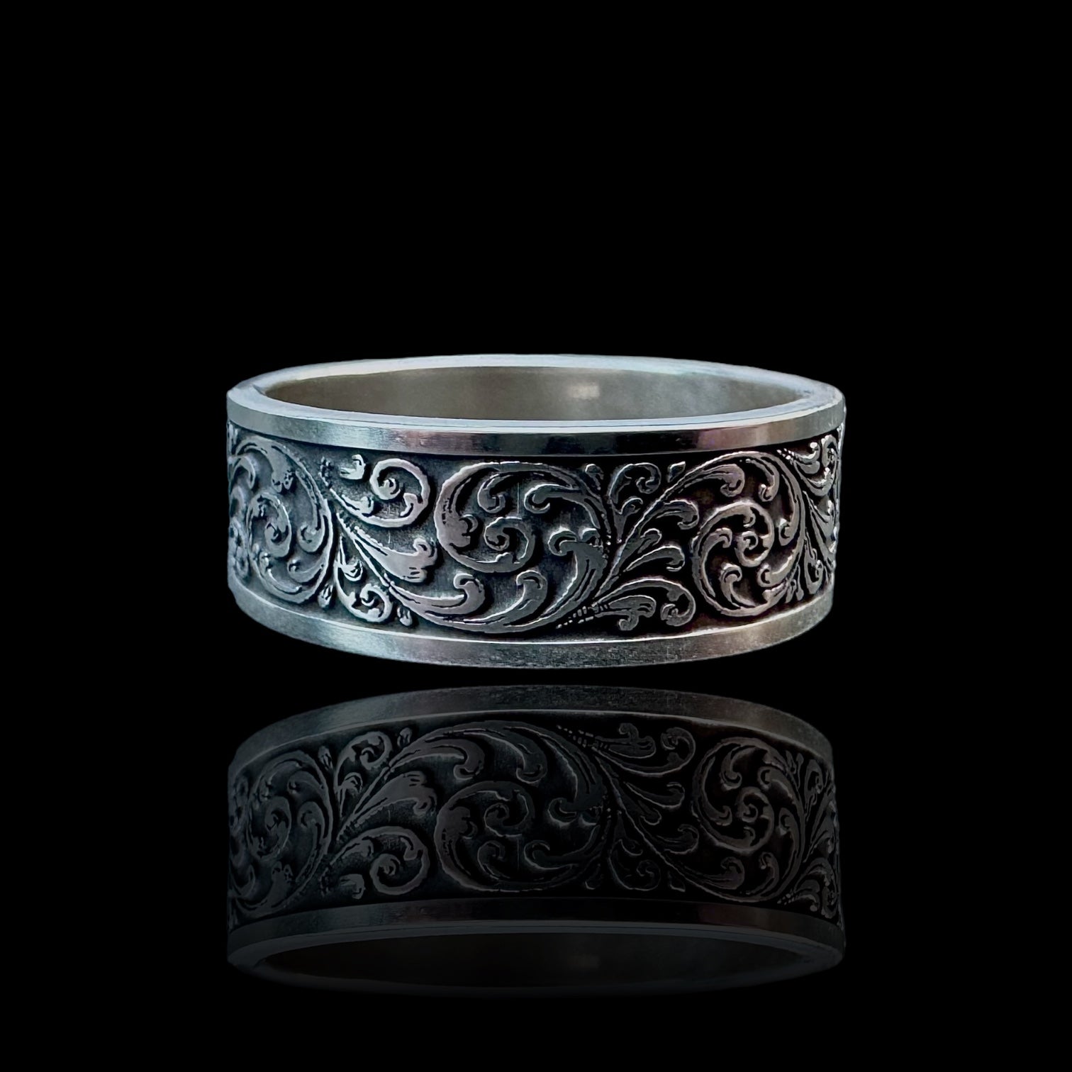 Gun engraving small scroll ring from Ken Hunt.