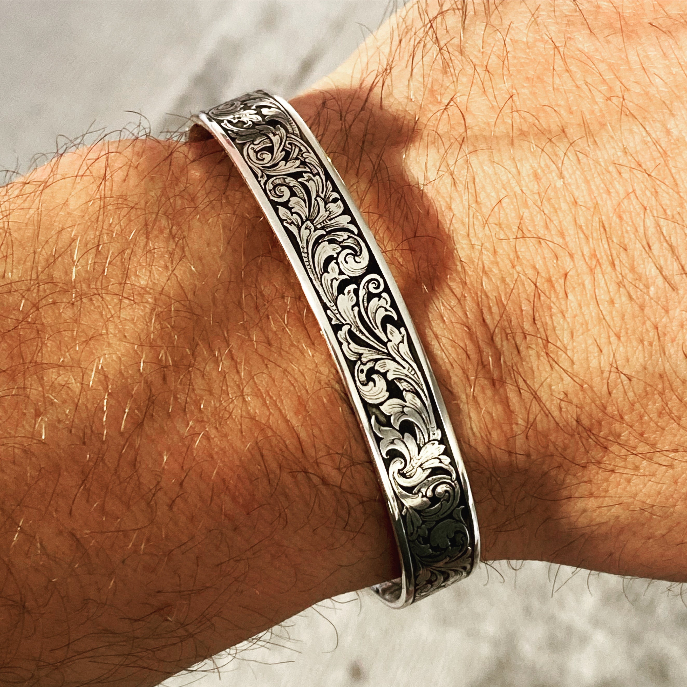 Ken Hunt Scroll Engraved Bracelet