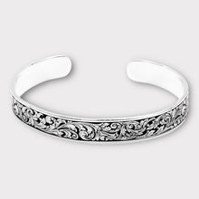 Load image into Gallery viewer, Engraved sterling silver bracelet with scroll gun hand engraving style by Ken Hunt